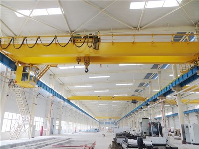 บริษัทเครนเหนือศีรษะ